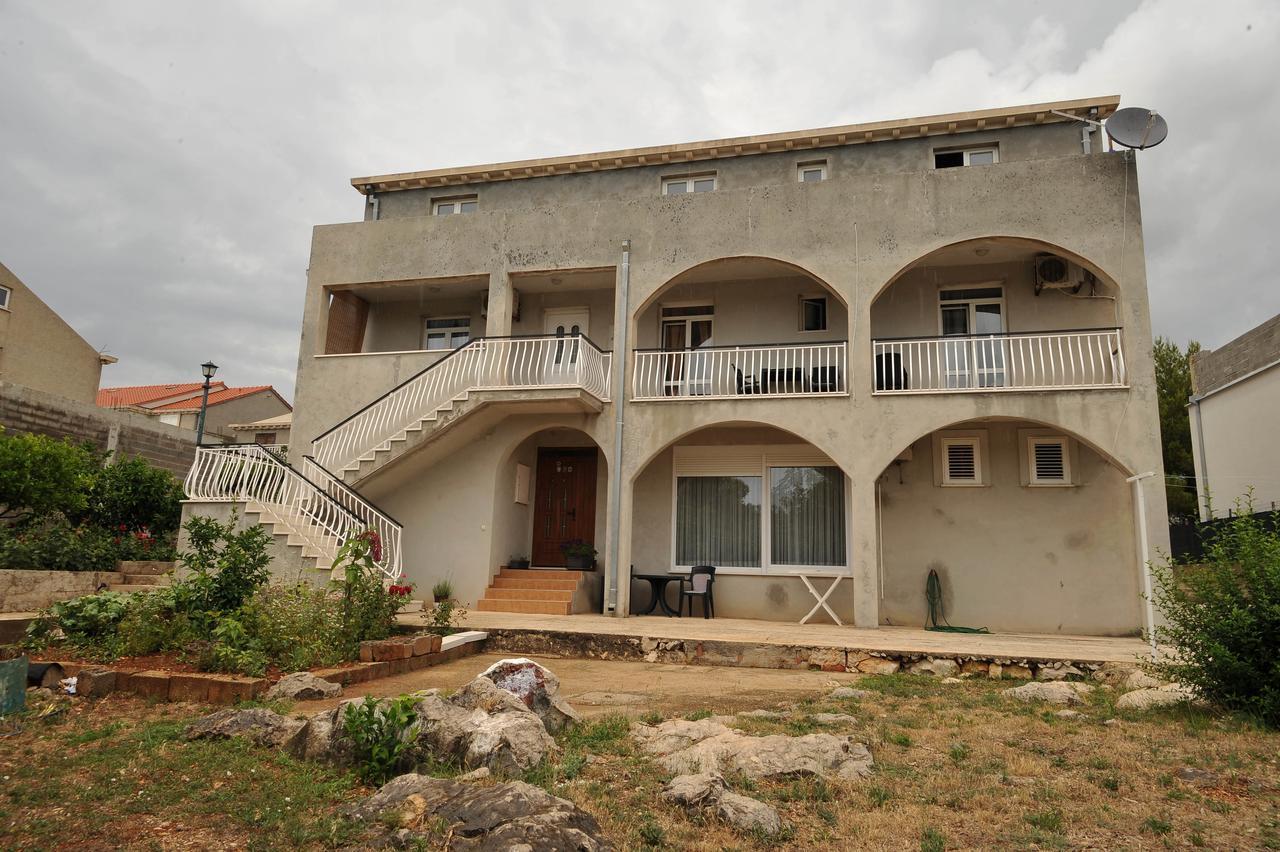 Apartments Sea Star Mlini Exterior photo