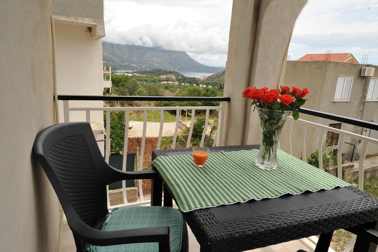 Apartments Sea Star Mlini Exterior photo